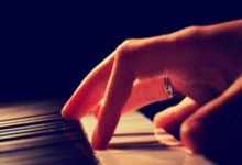 “巫师”希金斯夺2025斯诺克世界公开赛冠军中国新闻网.